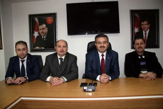 İl Başkanı Yurdunuseven basın toplantısı düzenledi (1)